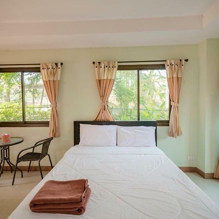 Banlanna Hotel Lampang Exterior foto