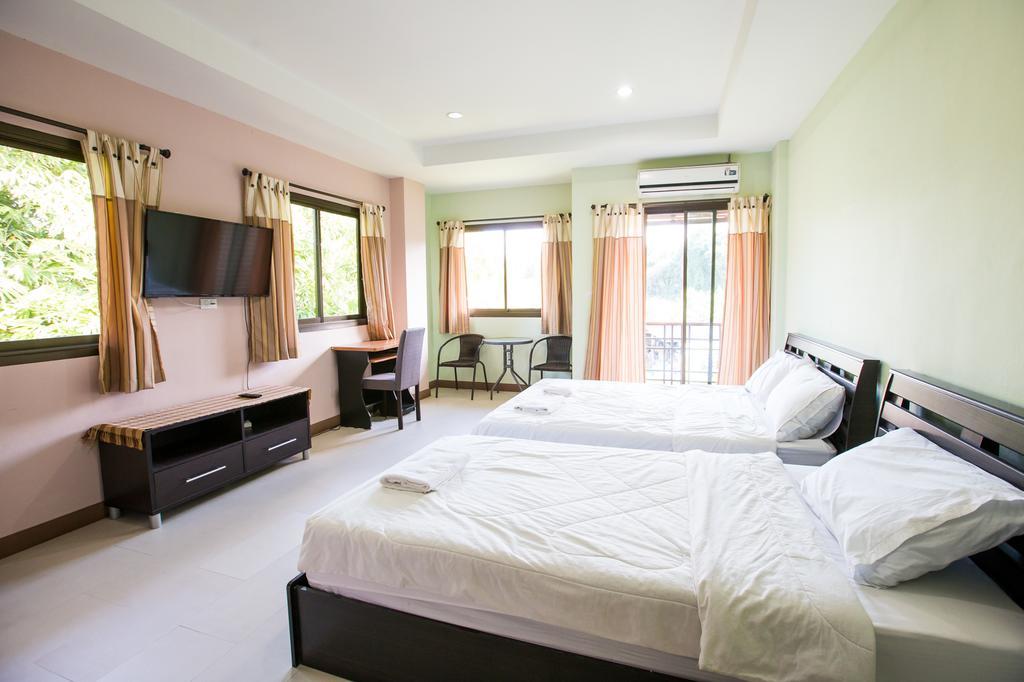 Banlanna Hotel Lampang Quarto foto